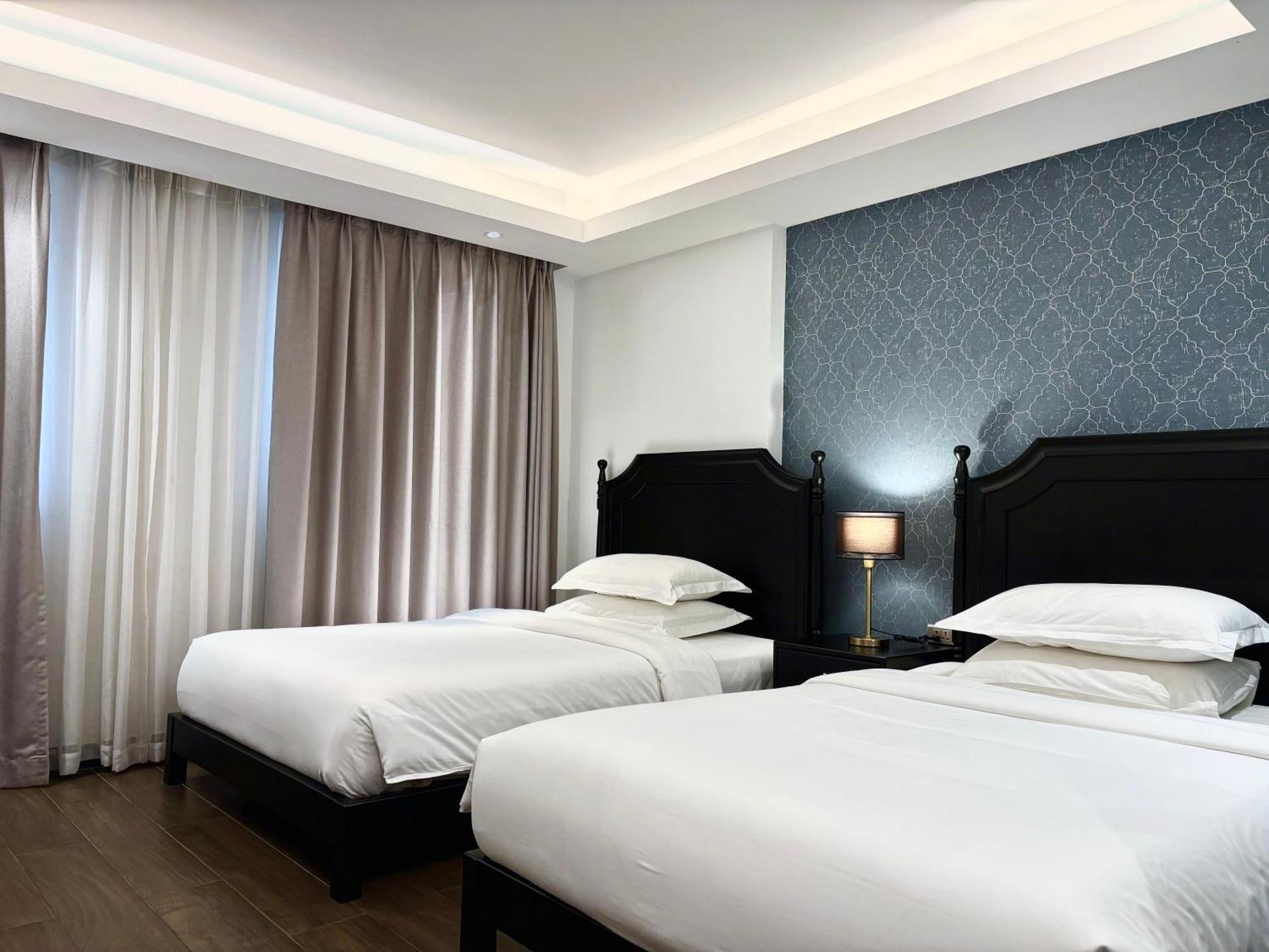 Glory Boutique Suites 清迈古城荣耀精品酒店 Chiang Mai Exterior foto